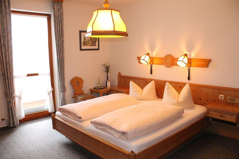 Sindersdorfer Hof Hotel Hilpoltstein Bagian luar foto