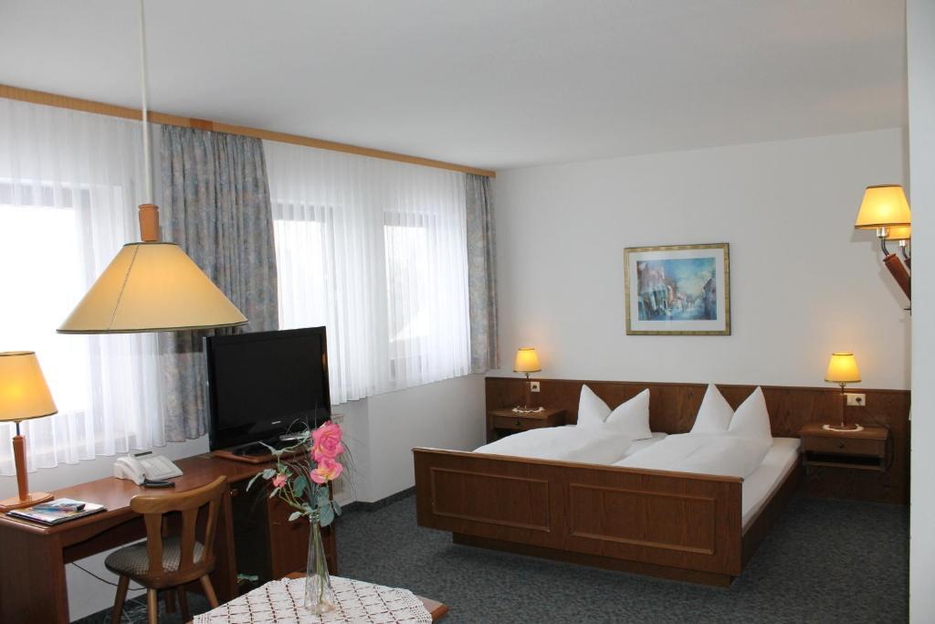 Sindersdorfer Hof Hotel Hilpoltstein Ruang foto